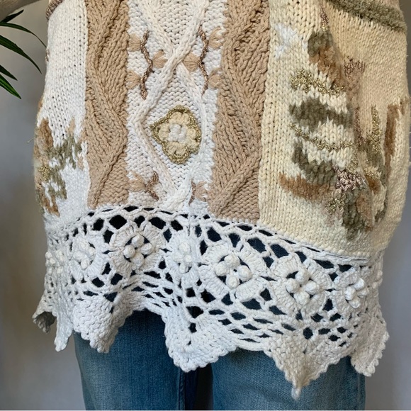 v i n t a g e ::  Oversized Floral Embroidered Cable Knit Granny Sweater - Picture 4 of 12